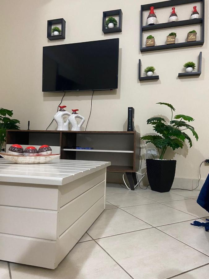 Apartamento Encantador No Guaruja, Praia Da Enseada - Apenas 600M Da Praia ! Exterior photo